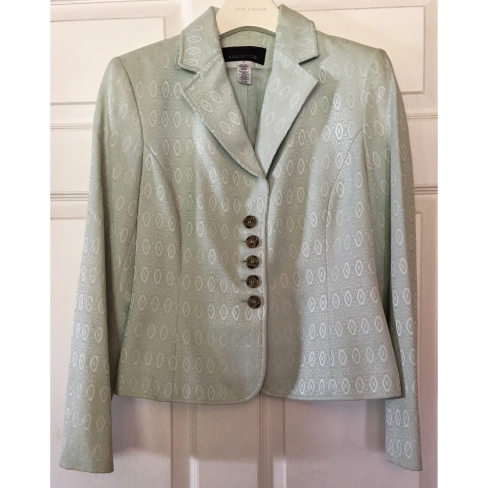 Pretty Robin’s egg blue Jones New York jacket
